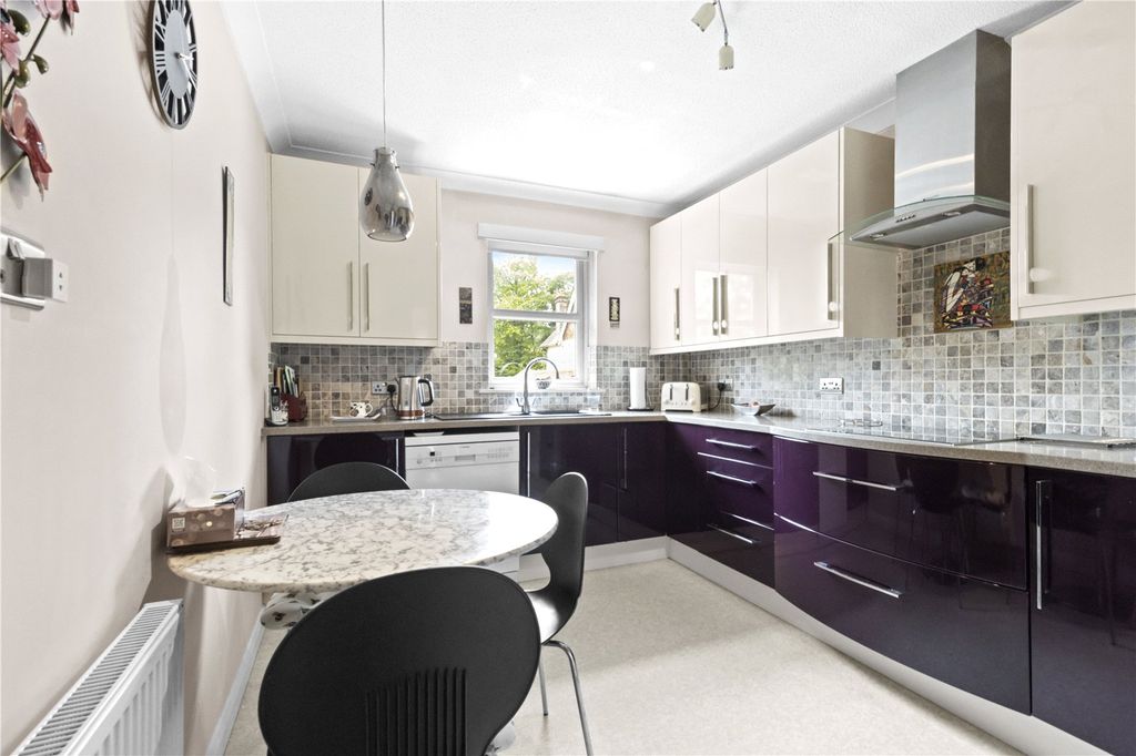 Property photo 3 of 29 Kitchen