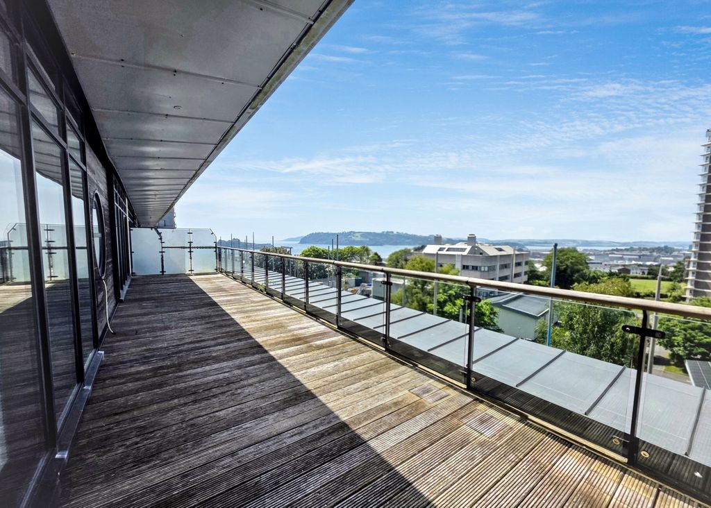 Additional image 12 of 3 bed flat for saleAzure West, Plymouth PL1