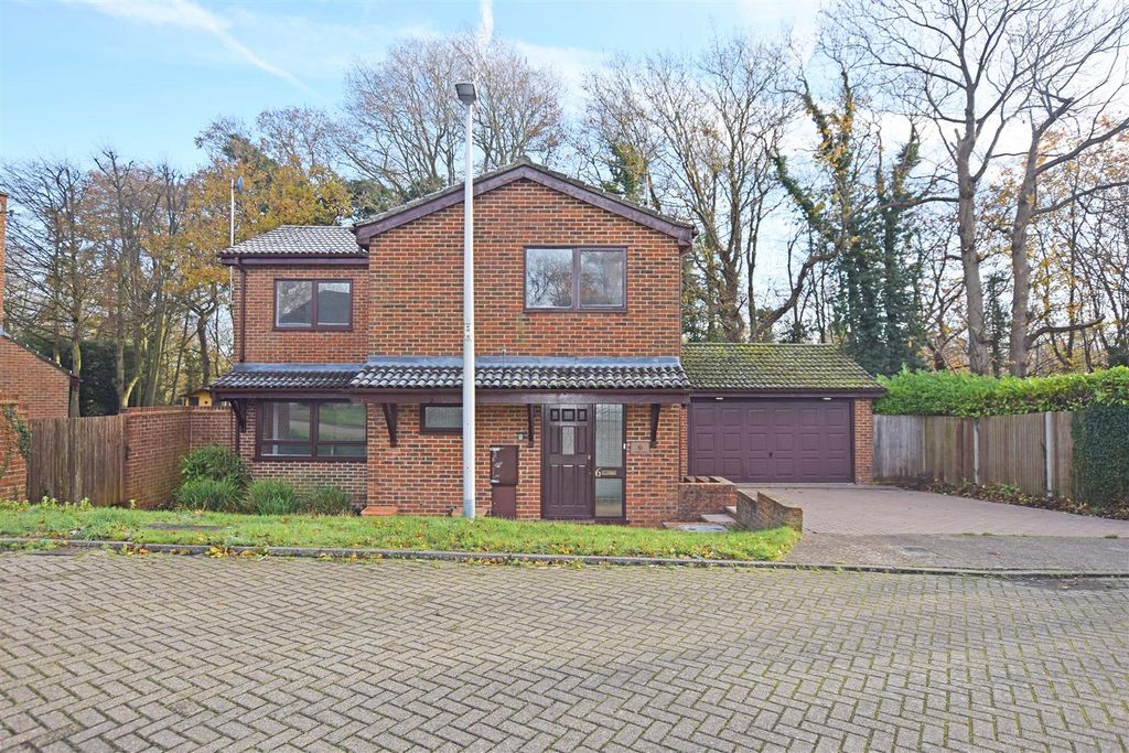 Property photo 1 of 21