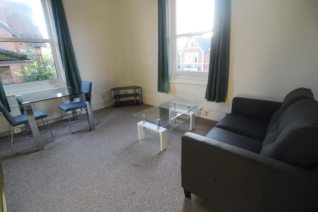 Property photo 2 of 6 Living Area