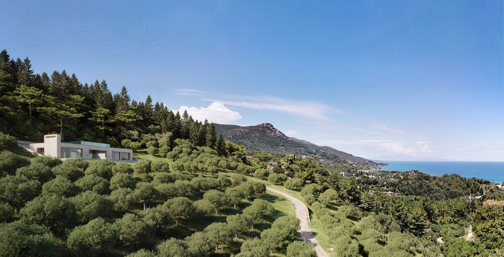 Property photo 2 of 9