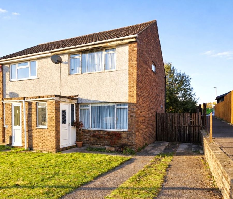 Property photo 1 of 8