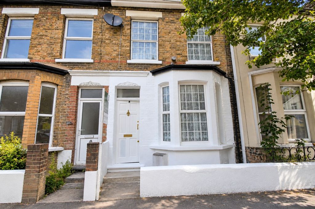 Property photo 1 of 7 3671630