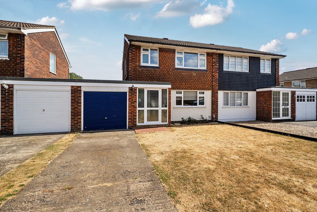 Property photo 1 of 19 1496265-2-6A7Af9A...