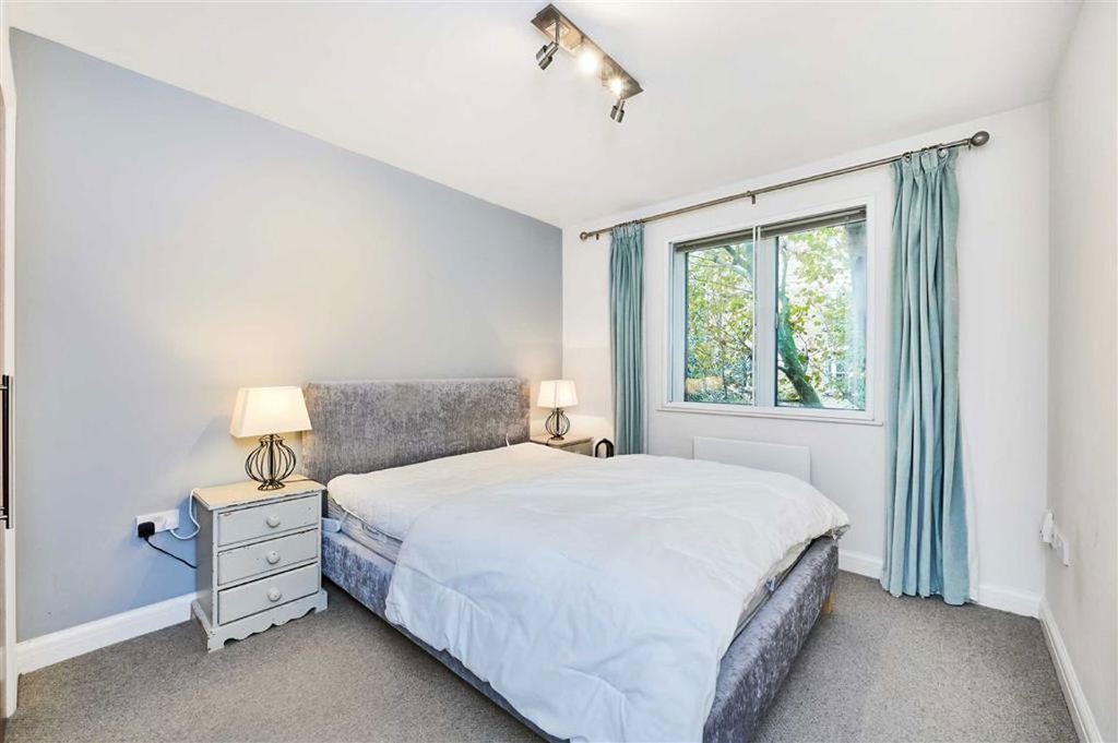 Property photo 3 of 6