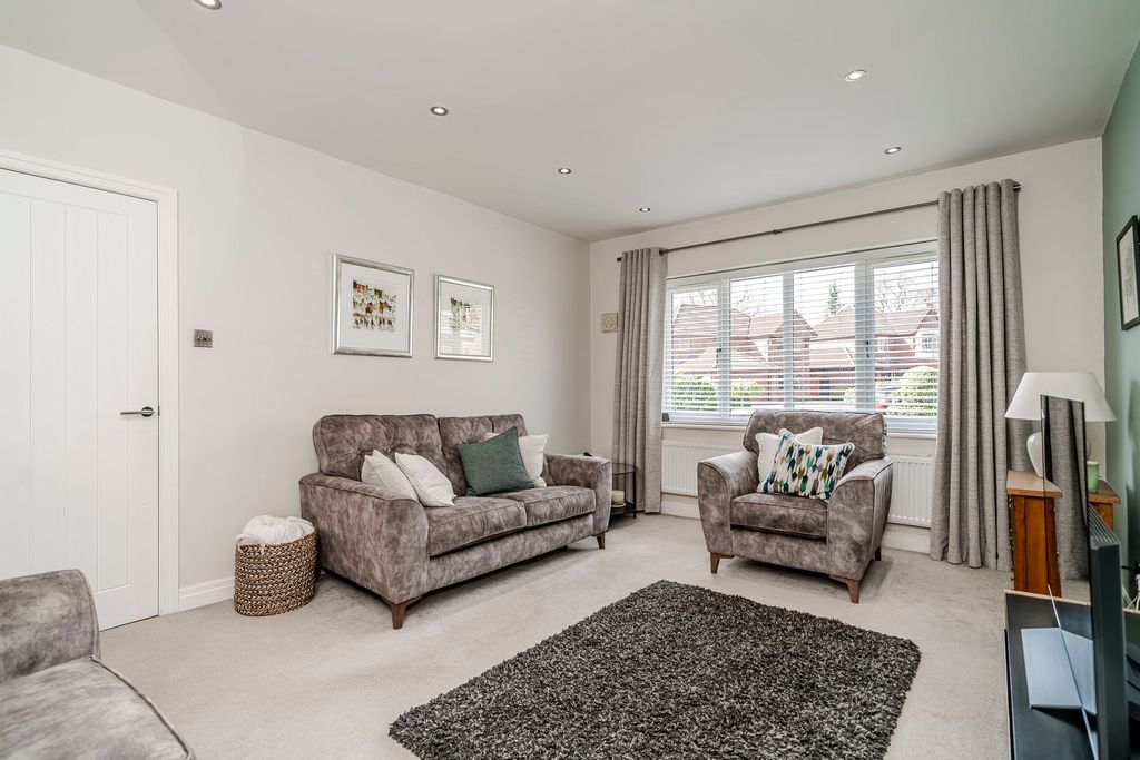 Property photo 3 of 55