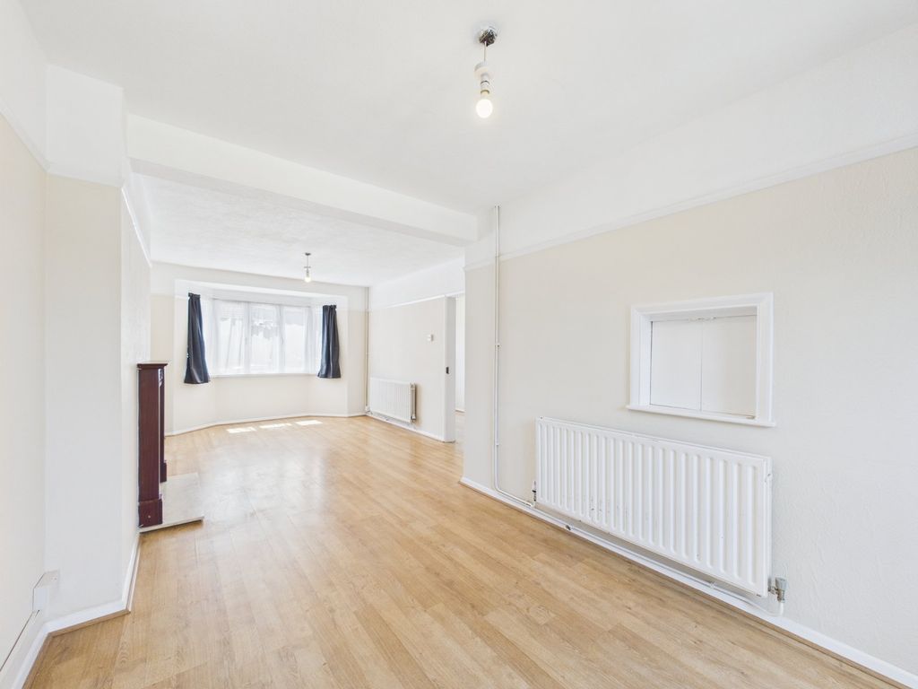 Property photo 3 of 10 Picture No. 18