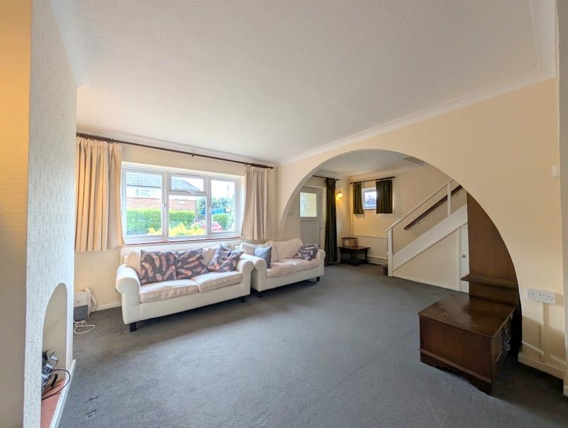 Property photo 3 of 12