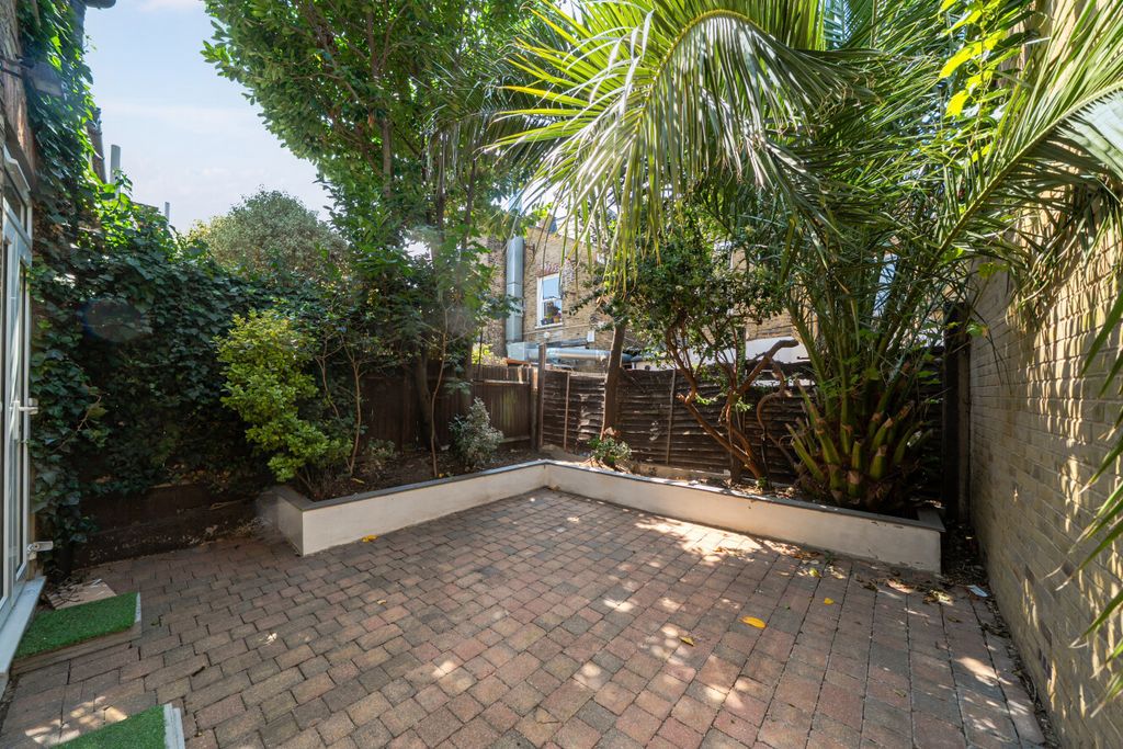 Property photo 2 of 16 1486384-5-6A5503B...