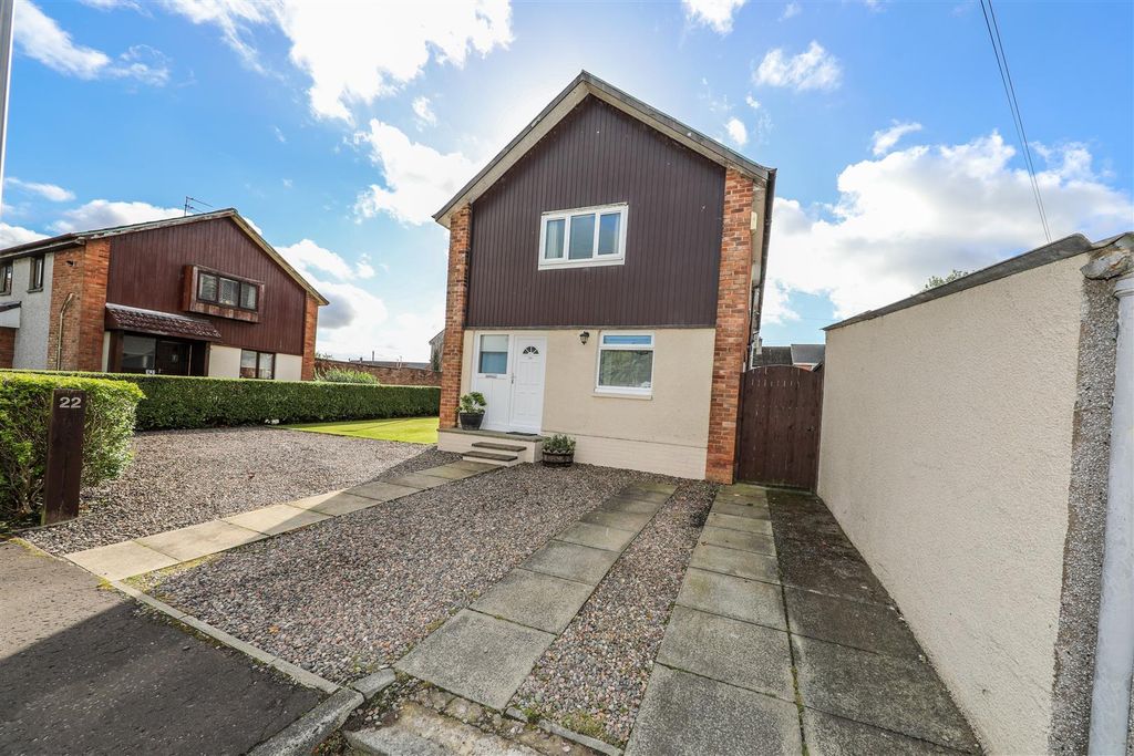 Property photo 2 of 18 B