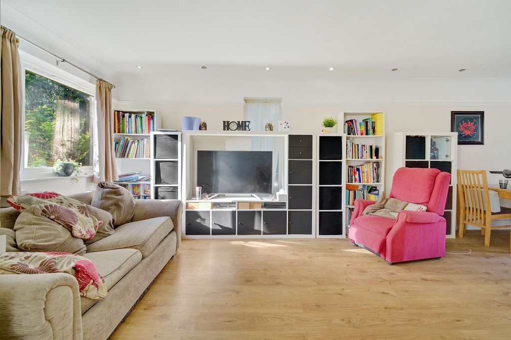 Property photo 2 of 14