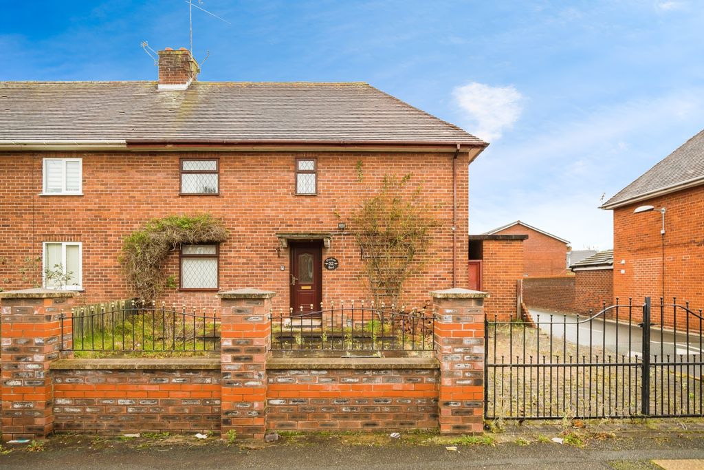 Property photo 1 of 15