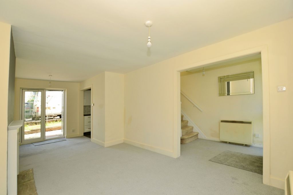 Property photo 2 of 18 Living Room