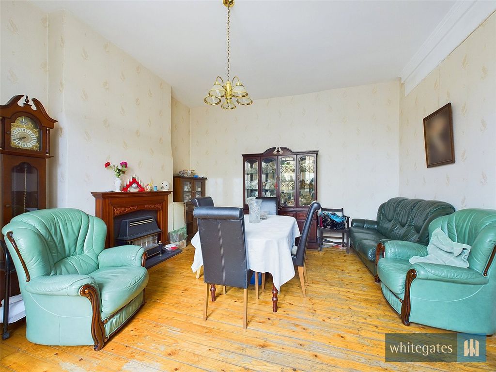 Property photo 3 of 23 Picture No. 01