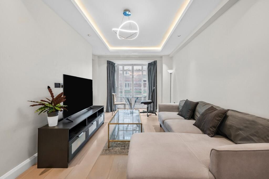 Property photo 1 of 8 Reception Room