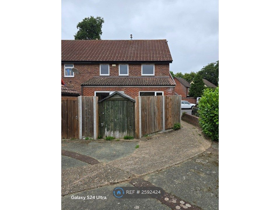 Property photo 2 of 16 Rear View