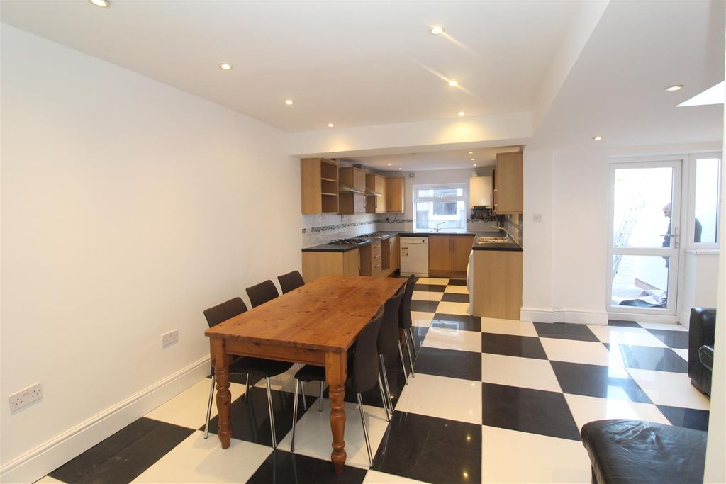 Property photo 1 of 34 Img_0610.Jpg