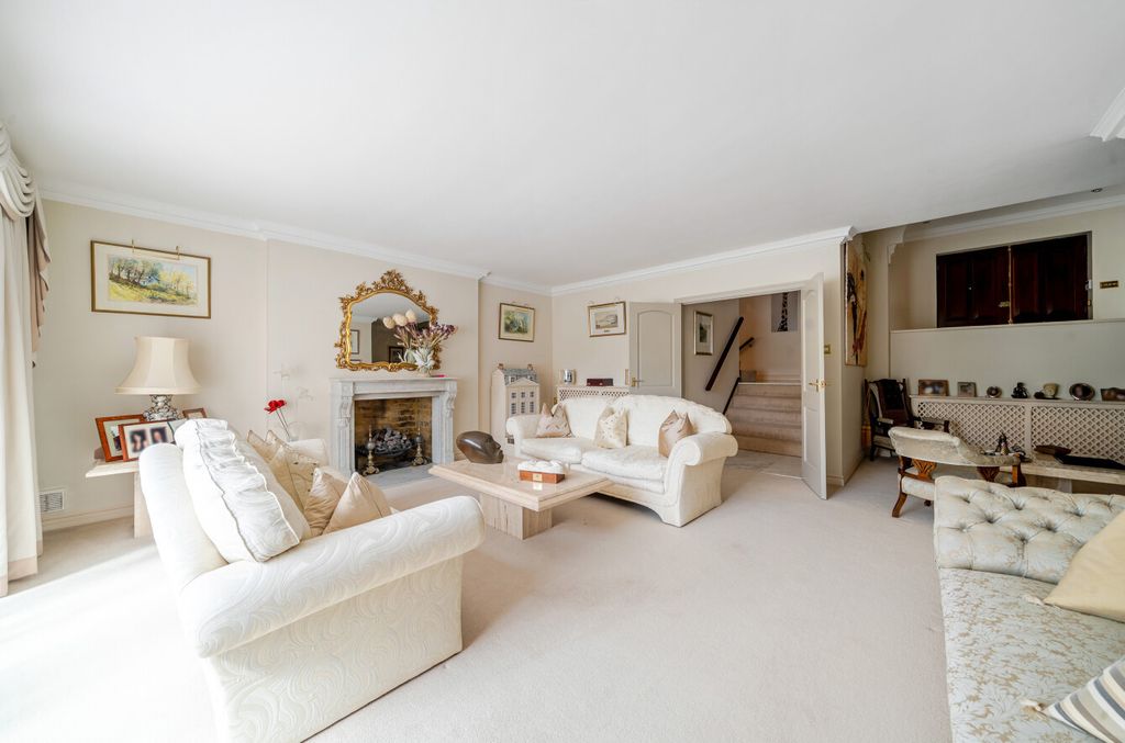 Property photo 3 of 32 1502157-13-6A79E7...
