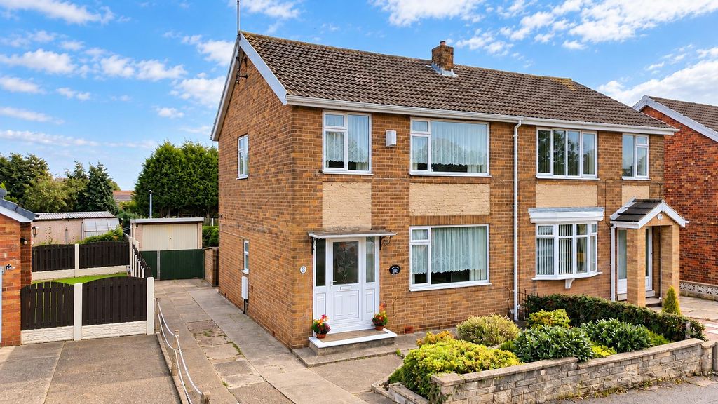 Property photo 1 of 37 1.Png