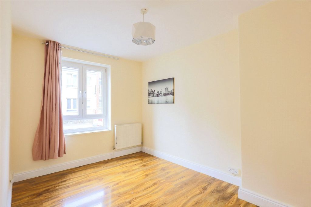 Property photo 1 of 6 Picture No. 04