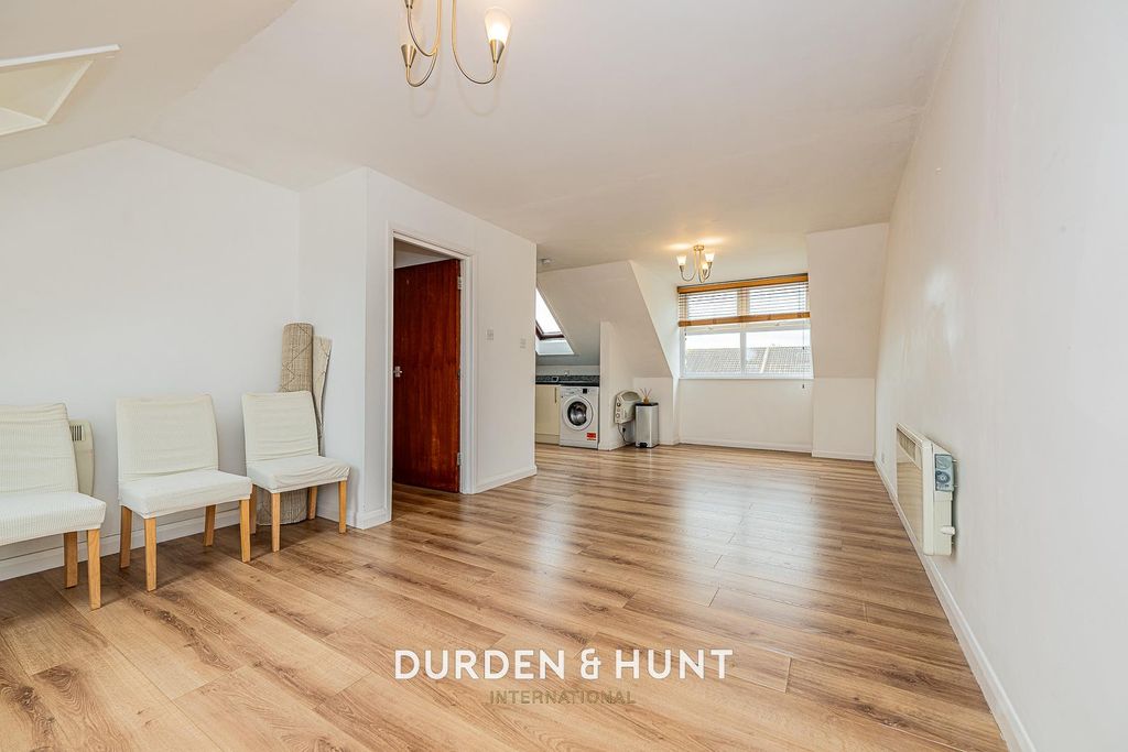 Property photo 2 of 13 Washington-18.Jpg