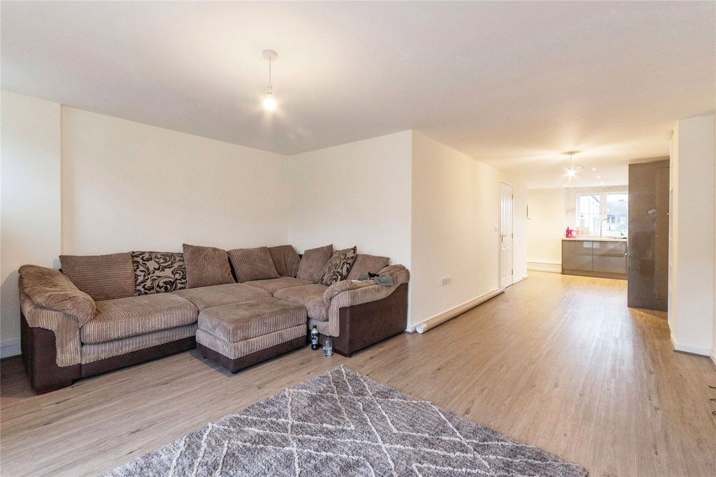 Additional image 4 of 2 bed maisonette for saleGrove Road, Hitchin SG4