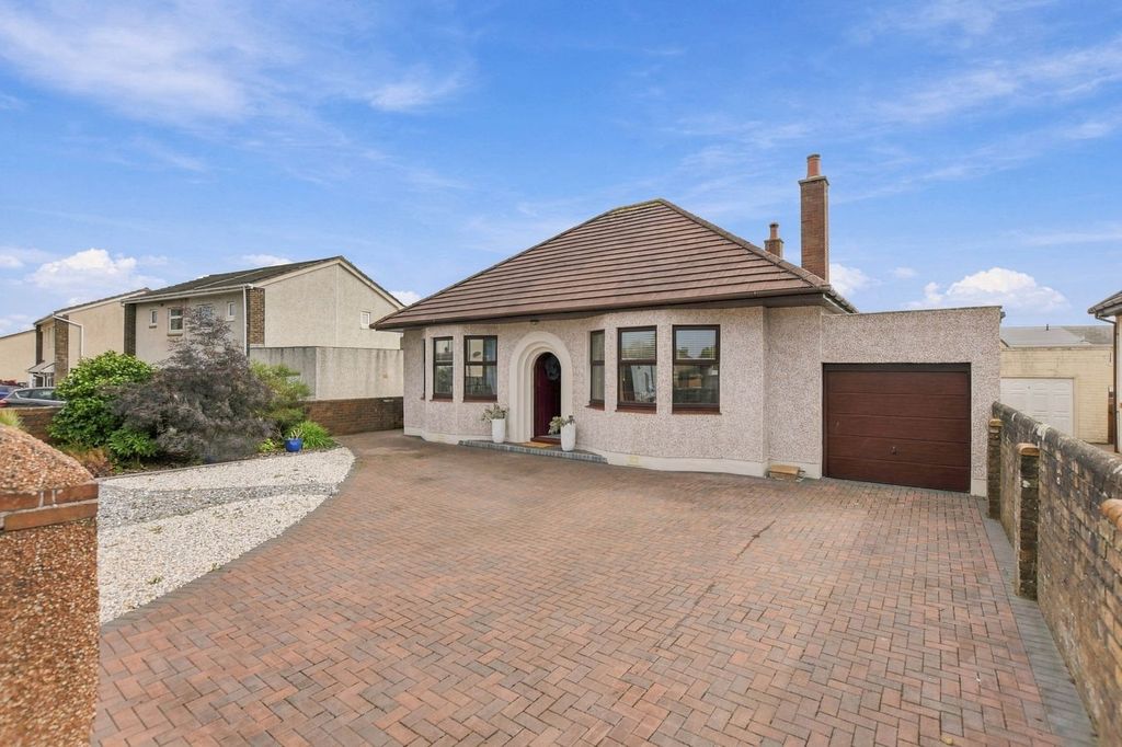 Property photo 1 of 36