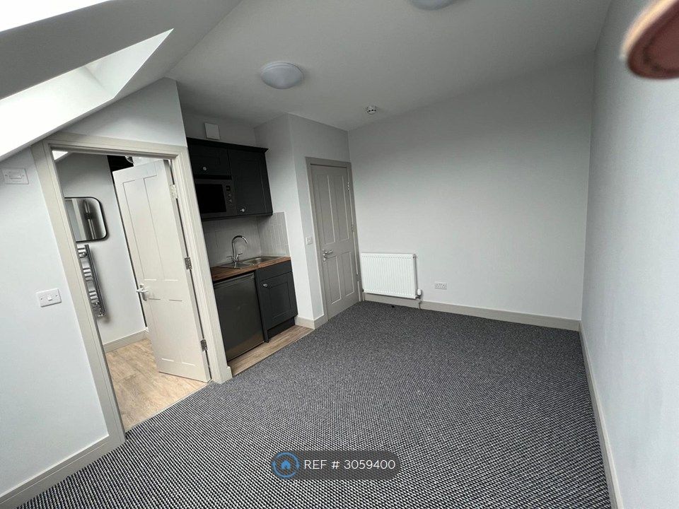 Property photo 2 of 24