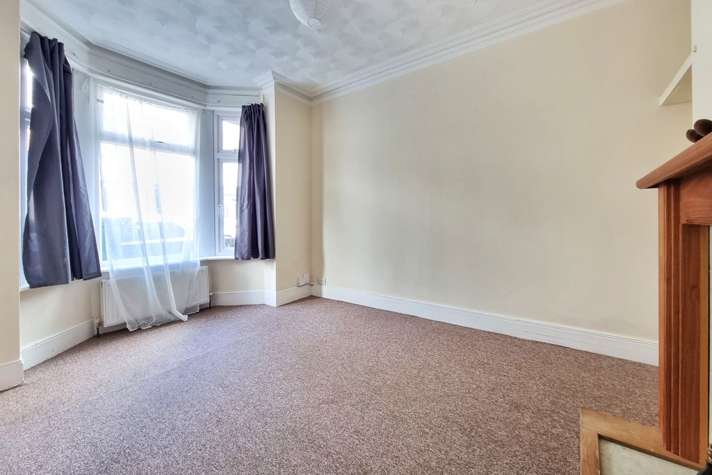 Property photo 2 of 16 20250904_113229