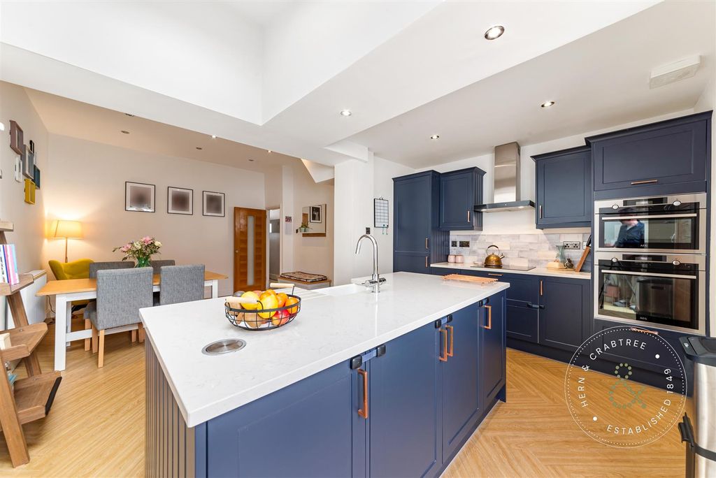 Property photo 3 of 27 Radnor-Road-18.Jpg