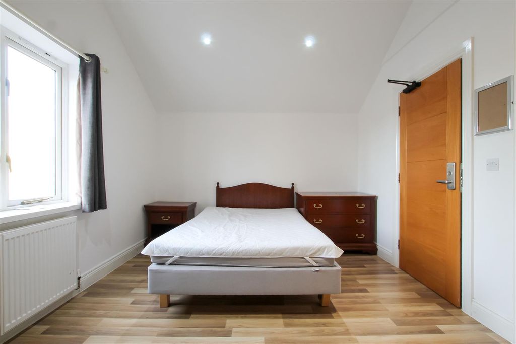 Property photo 2 of 9 Img_5561.Jpg