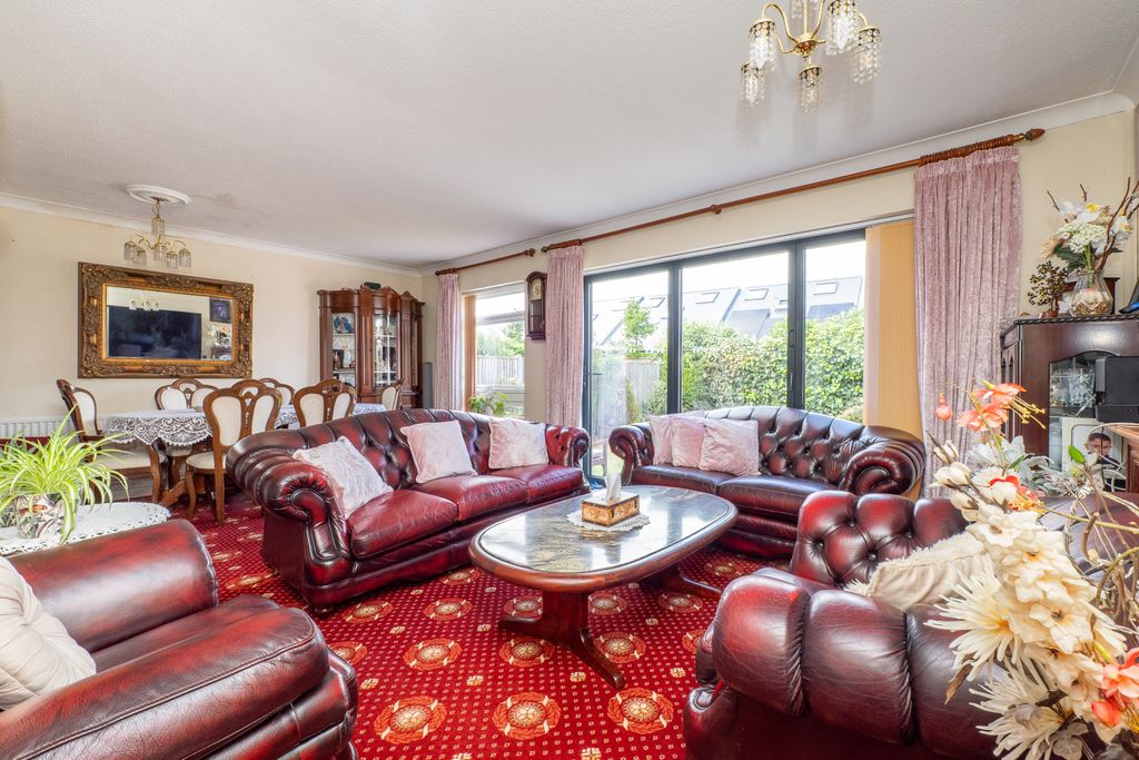 Property photo 2 of 15 Picture No. 03