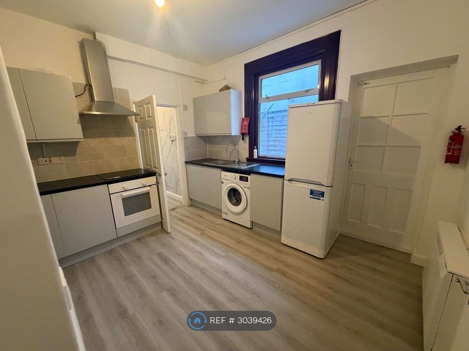 Property photo 1 of 27