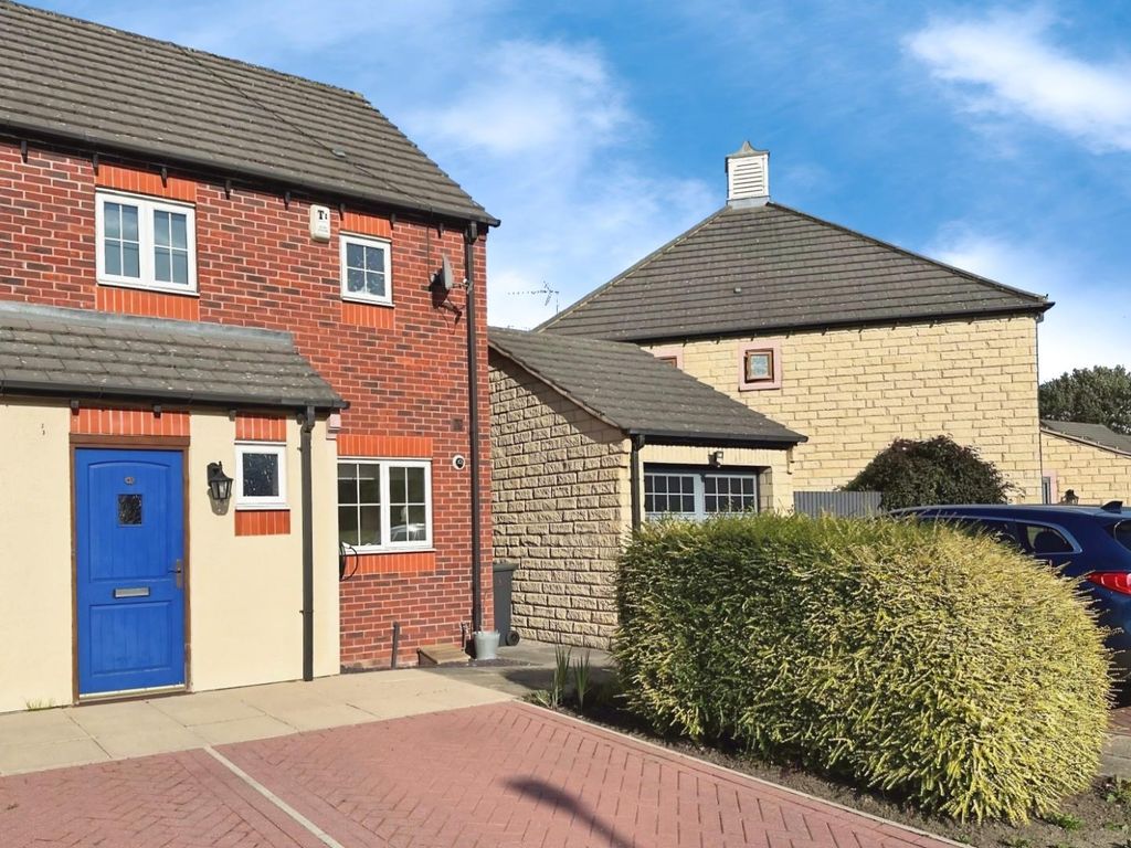 Property photo 1 of 11 7B427F64-Front 201.Jpg