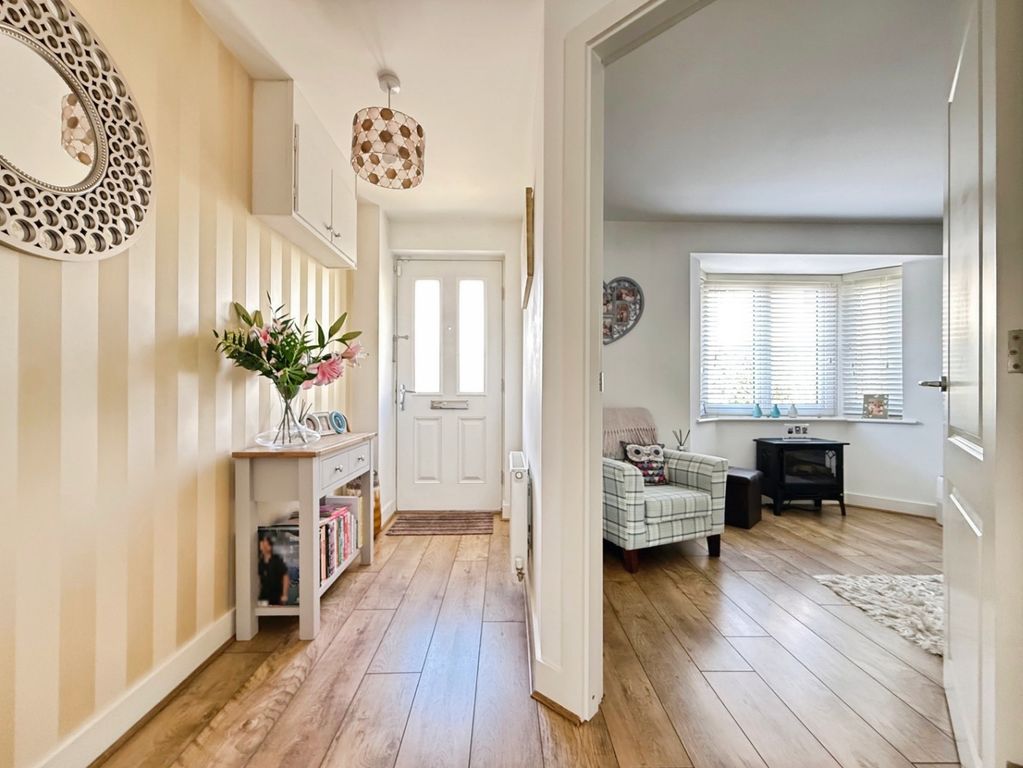 Property photo 3 of 25 5024704