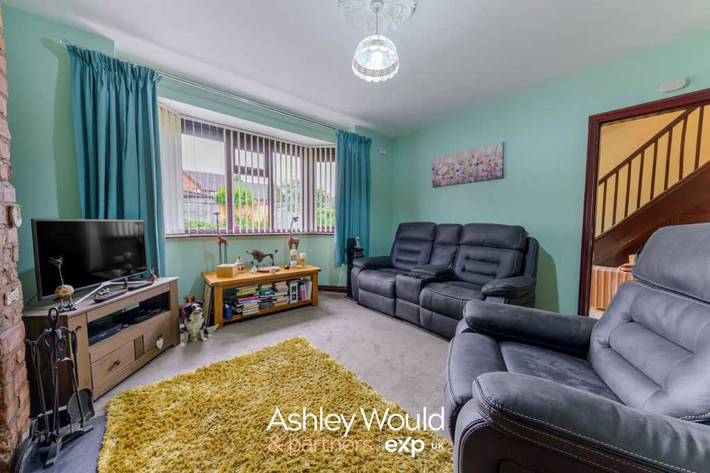 Property photo 3 of 25