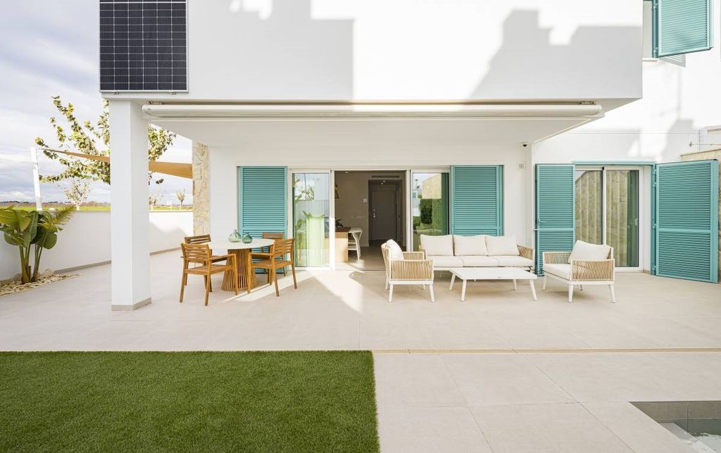 Property photo 1 of 25 Newly Built Duplex With Three Bedrooms And Two Bathrooms, Located Just A Few Meters From The Beautiful Beaches Of Torre De La Horadada.