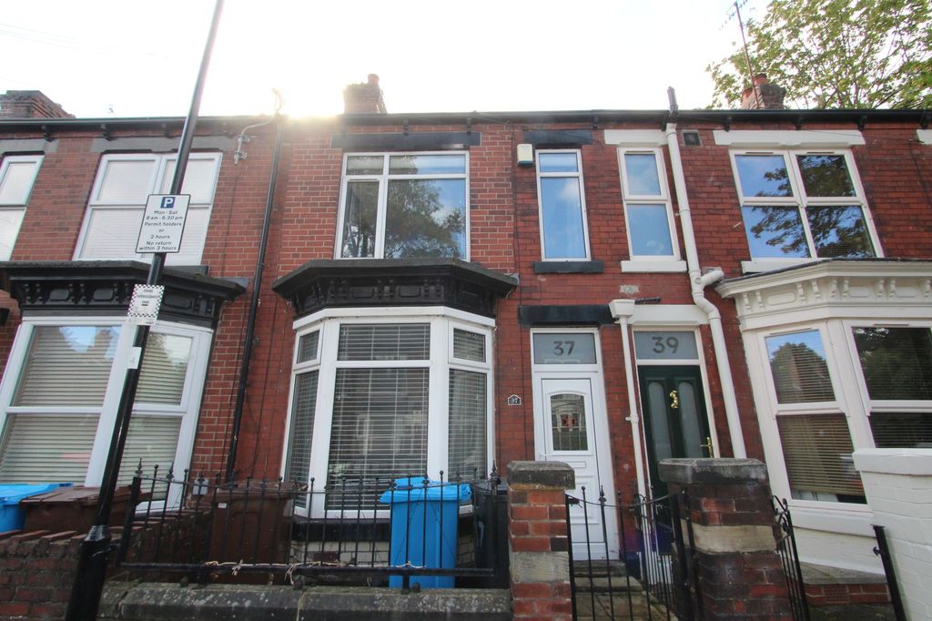 Property photo 1 of 23