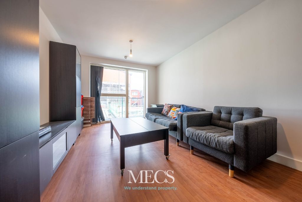 Property photo 1 of 9 4150341