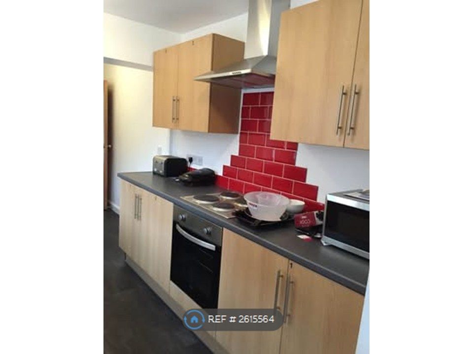 Property photo 3 of 6