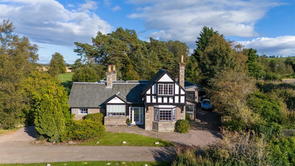 Property photo 1 of 35 Use 35.Jpg