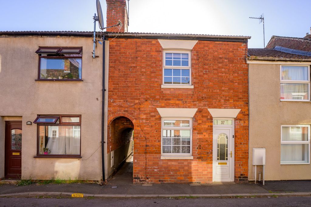 Property photo 1 of 22