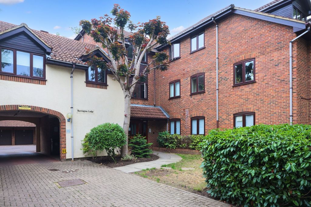 Property photo 1 of 11 Picture No. 24