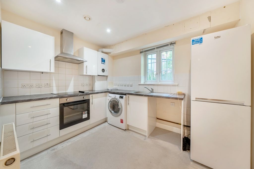 Property photo 2 of 10 1-69E773Fb325Ef-1...