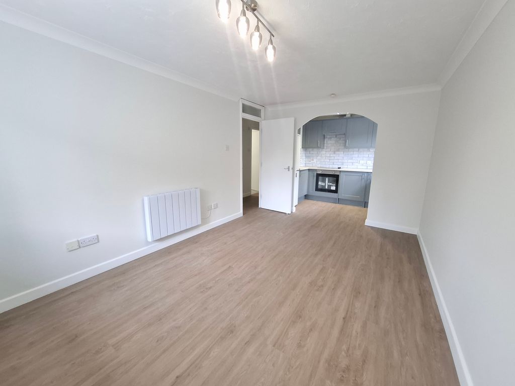 Property photo 2 of 9 Reception Room