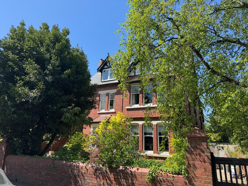 Additional image 18 of 2 bed flat for saleVictoria Road, Penarth CF64