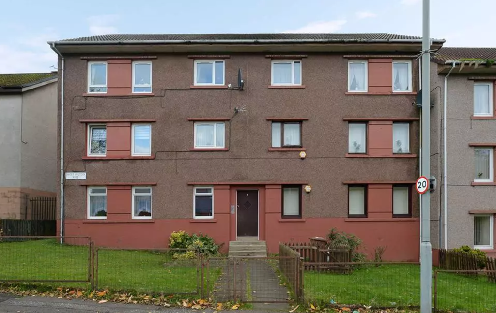 Property photo 1 of 8