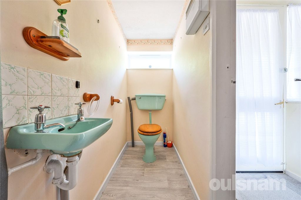 Property photo 2 of 13 Picture No. 21