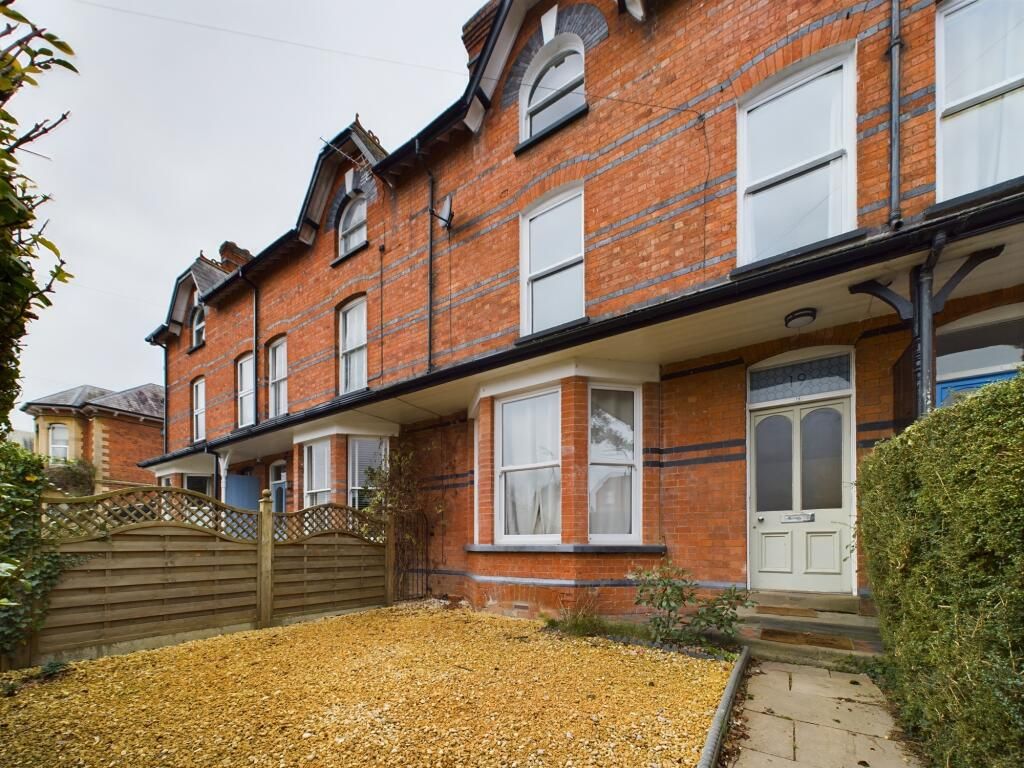 Property photo 1 of 17