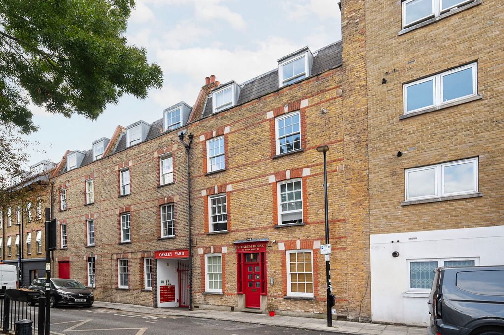 Property photo 1 of 7